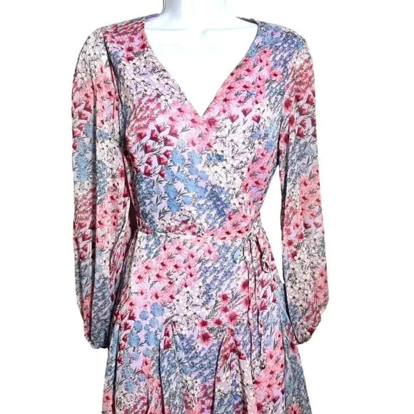VICI COLLECTION size XS Long Sleeve wrap dress - Picture 2 of 9